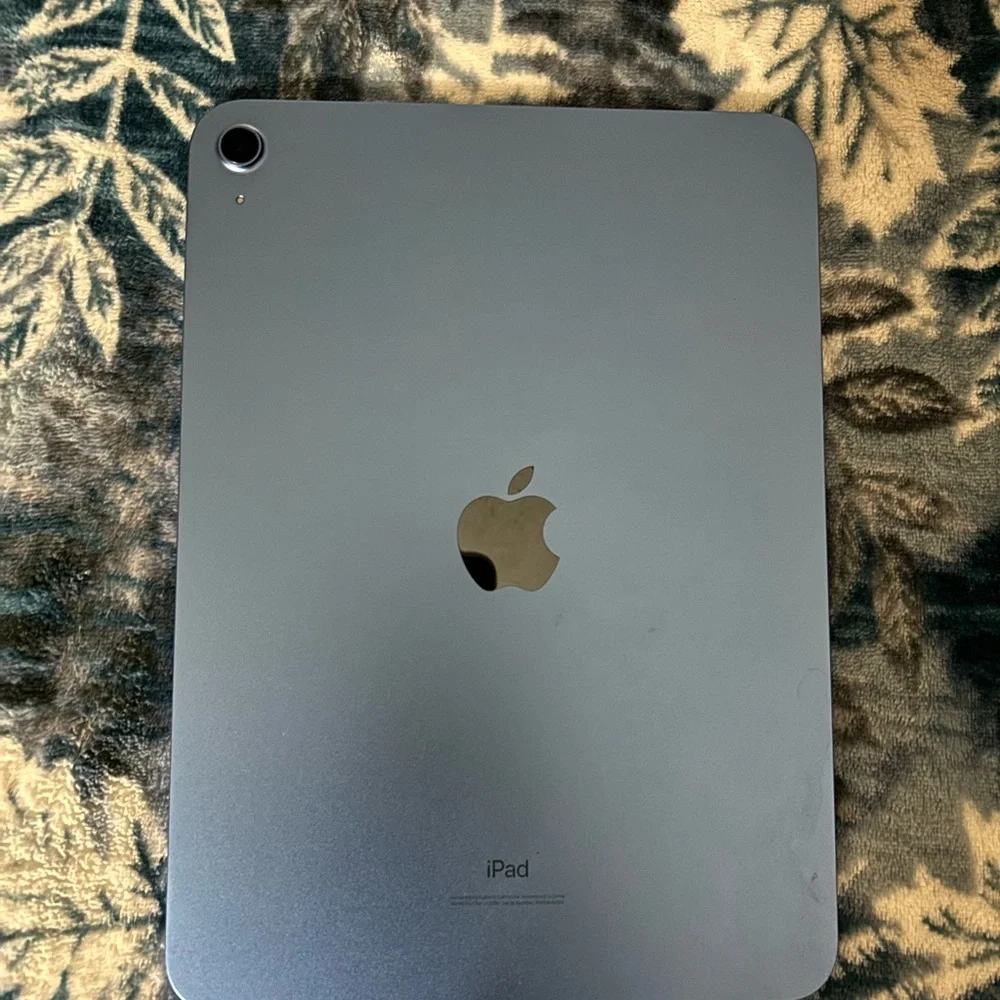 Apple Black Charging Cable for Seamless Connectivity